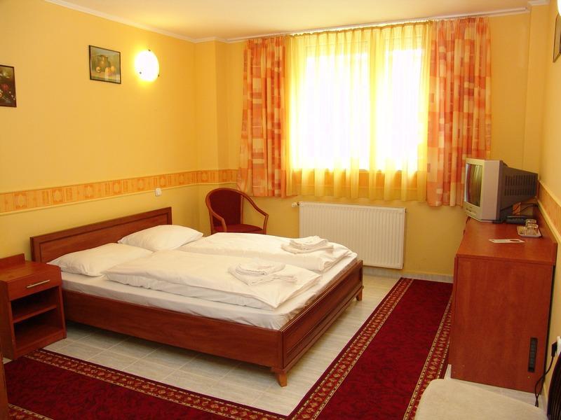 Image #2 - Hotel Atlantic - Budapest