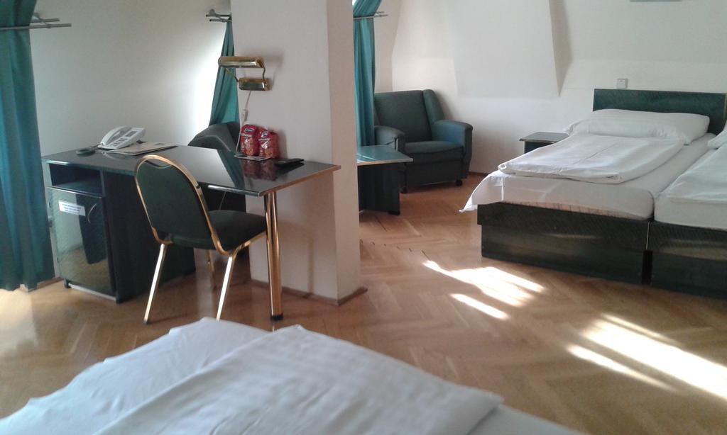 Image #6 - Hotel Bara - Budapest