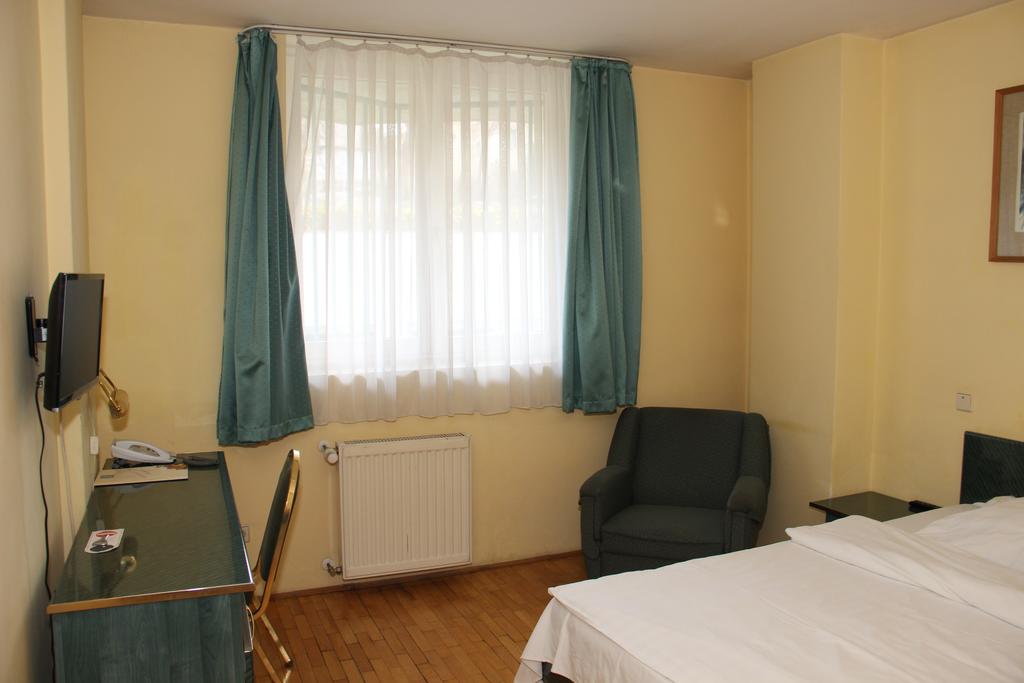 Image #8 - Hotel Bara - Budapest