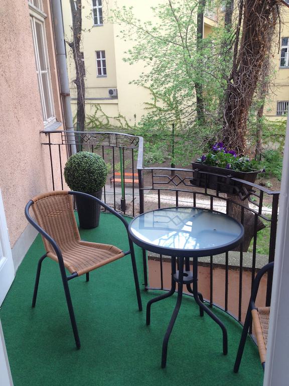 Image #11 - Maroon & Moss Residence - Budapest