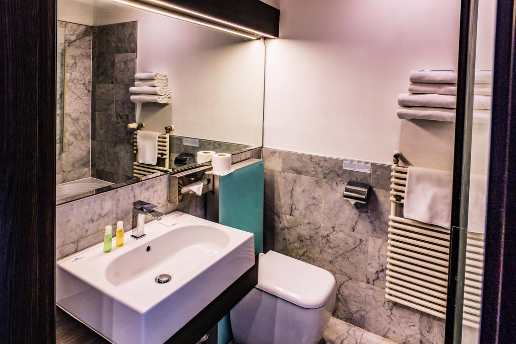 Image #8 - Hotel Museum - Budapest